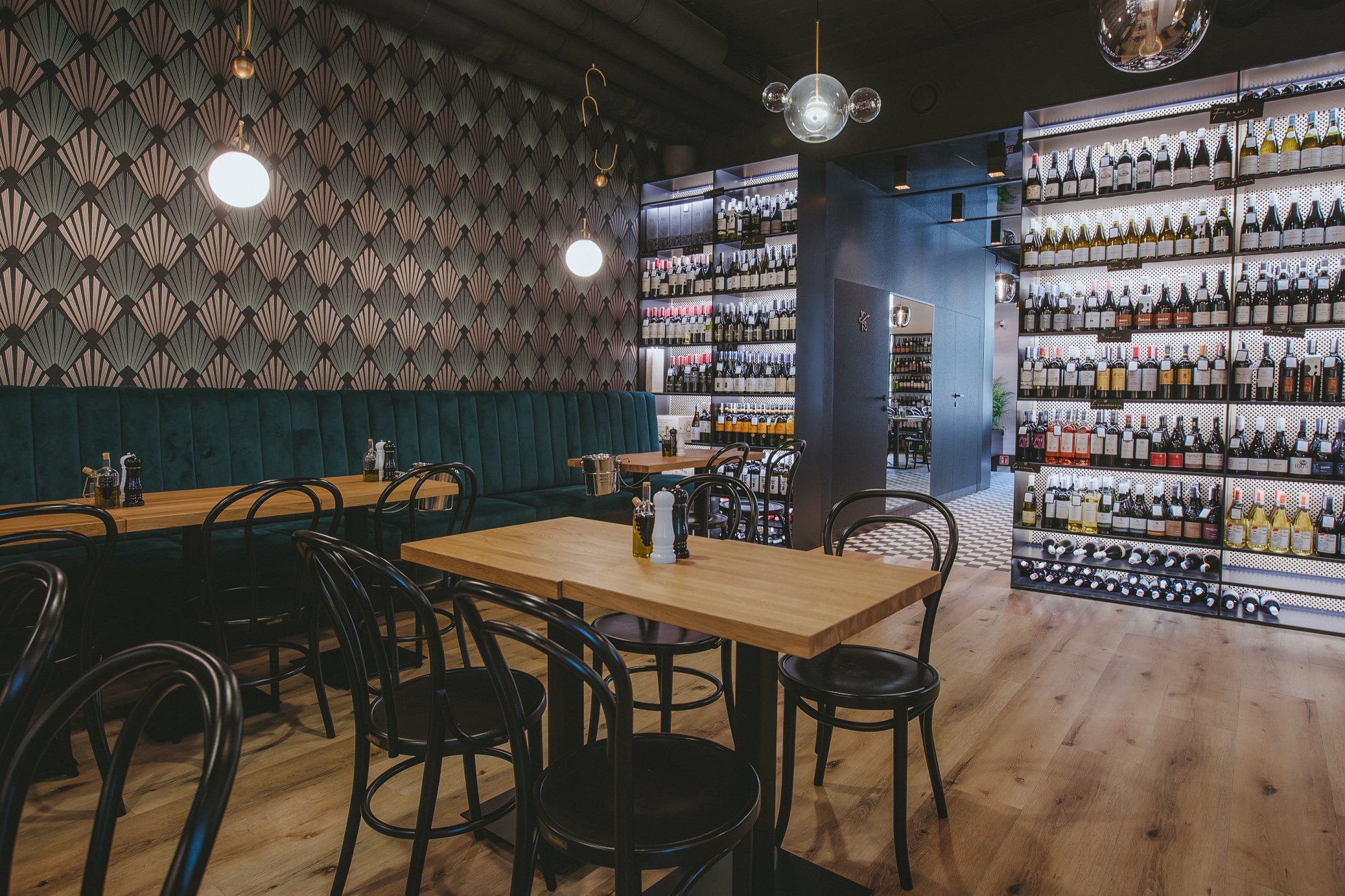 wine bar